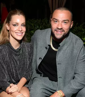Jesse Williams din Anatomia lui Grey va deveni tată din nou. El și soția lui, Alejandra Onieva, așteaptă un copil
