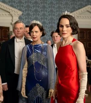 Premierele săptămânii 25 – 31 mai 2026 pe platformele de streaming! De la „Downton Abbey” și mega-proiectul Marvel „Spider-Noir” la documentarul „Rafa”
