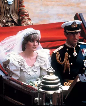 Slalom printre nunti celebre