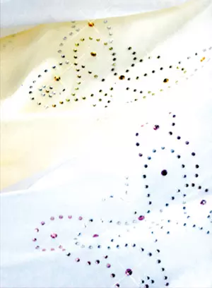 Perdea decorata cu cristale Swarovski, din poliester, pret in functie de dimensiuni si model, Mobexpert 