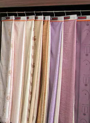 Perdele si draperii, de la 20, respectiv, 30 lei, Caesar 