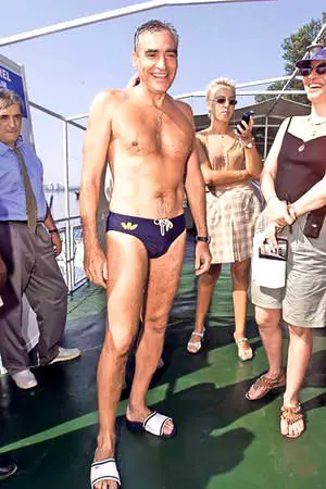 petre-roman-implineste-66-de-ani-4-3