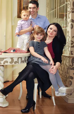 Amfitrion: Acasa la Ioana si Mihai Gainusa