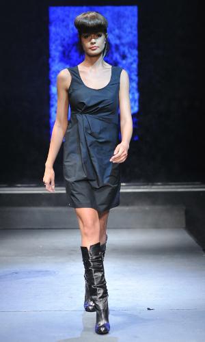 11_black_dress_constr.JPG