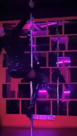 Bianca-Dragusanu-bara-1