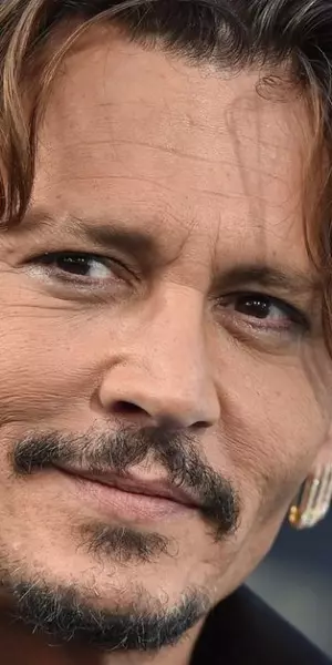 Johnny Depp a recunoscut că i-a dat droguri fiicei sale la vârsta de 13 ani