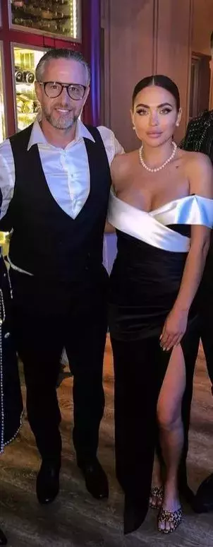 cat-a-fost-darul-la-botezul-fiului-lui-lui-Laurentiu-reghecampf-1