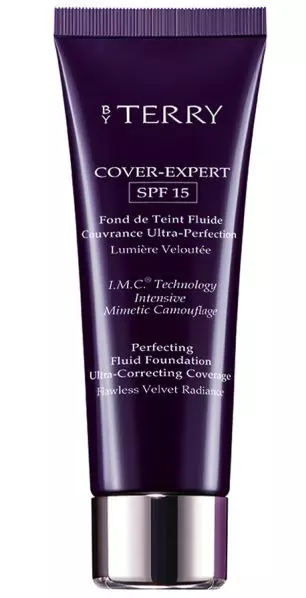 Fond de ten, By Terry, Cover Expert, 229 lei, disponibil Douglas