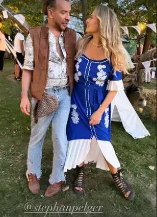 laura-a-avut-2-rochii