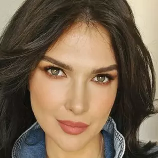 Cine este Monica Bârlădeanu. Totul despre dramele copilăriei, viața amoroasă și carieră