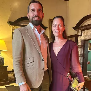 Cum este căsnicia dintre Nicolae al României și Alina Binder, dincolo de rolurile publice. Ce pasiuni au și cum rămân conectați ca și cuplu: „Ne oferim zile în care suntem doar noi doi!”