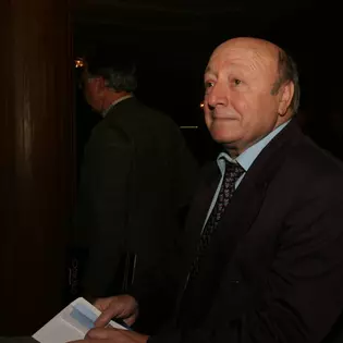 Imagini cu mormântul lui Marin Moraru, la 9 ani de la moartea actorului. Mesajul emoționant de pe piatra funerară: „Suntem ce sunt amintirile noastre!”