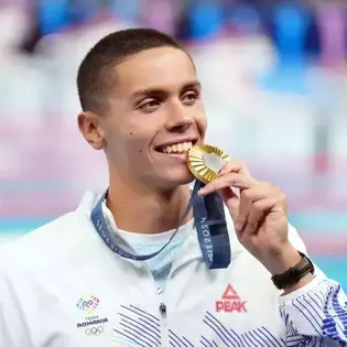 De ce David Popovici nu a vrut să știe câți bani a câștigat din sport: "Încă de la început le-am spus alor mei că nu vreau să aflu" / Cum a reacționat când i s-a spus cât de bogat este