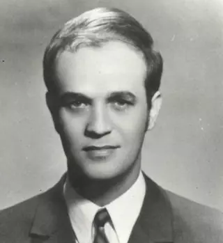 Benone Sinulescu tanar