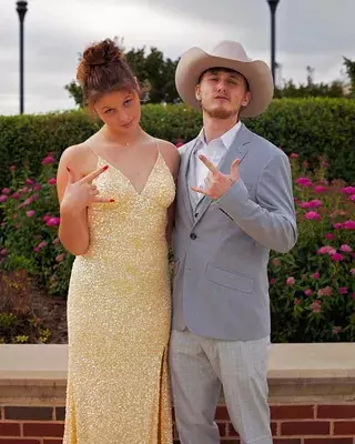 cum-arata-singurul-fiu-al-nadiei-comaneci-6