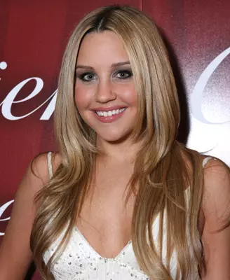 6. Amanda Bynes