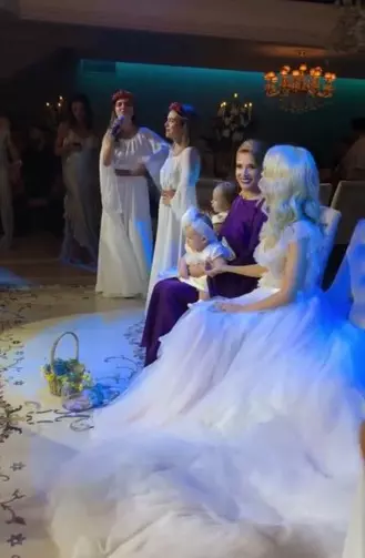 Momentul cu ursitoarele