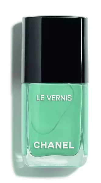 Lac de unghii, Chanel, 133 lei