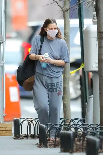 EXCLUSIVE: NO WEB UNTIL WEDNESDAY, MARCH 17TH 11AM PST (6PM GMT)- Drew Barrymore Barefoot And Braless In New York City