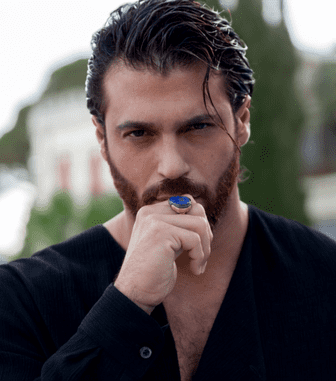 Can Yaman cucerește din nou presa internațională. Noua copertă care i-a impresionat pe fani