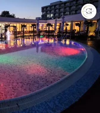 Noul epicentru VIP de pe litoral: Hotelul Carmen Internațional din Venus este locația preferată a vedetelor în 2026