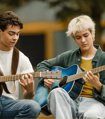 „Camp Rock 3” s-a lansat oficial pe Disney+! Cine sunt tinerii care le calcă pe urme lui Demi Lovato și Joe Jonas
