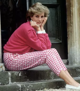 Fratele Prințesei Diana scrie o carte despre ea. Ce va dezvălui Charles Spencer despre „prințesa inimilor”
