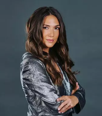 Adela Popescu revine în forță! Totul despre rolul din „Fără urmă” și proiectele toamnei: „Abia aștepți să vezi unde te mai duce povestea” EXCLUSIV