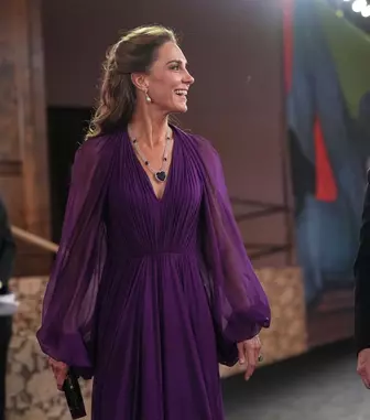 Tom Cruise, gest elegant pentru Prințesa Kate la premiera „Digger”. Cum a ajutat-o pe covorul roșu