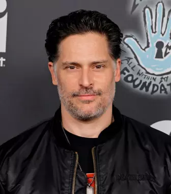 Joe Manganiello a vorbit despre boala care i-a pus viața în pericol. Actorul s-a luptat ani întregi cu o afecțiune rară