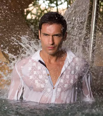 De la „Numai iubirea” la „Aniela”: cele 7 telenovele românești de pe Acasă TV care au făcut istorie