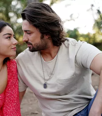 Top 15 seriale turcești de comedie romantică difuzate la TV. Vezi cine ocupă locul 1 în preferințele fanilor