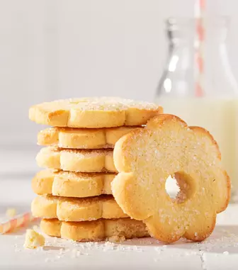 Rețete de fursecuri fragede de casă – 7 idei cu unt, gem, dovleac și migdale