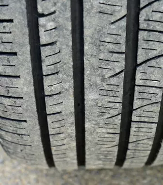 Adâncimea minimă legală a profilului: când ești în afara legii și cum verifici acasă