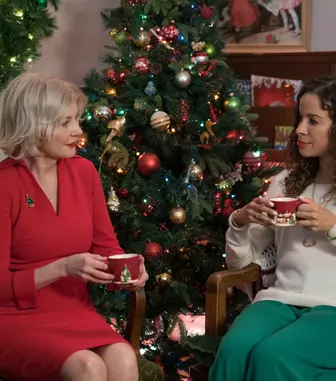 Filme romantice de Crăciun la AXN White. Ce titluri sunt programate în noiembrie