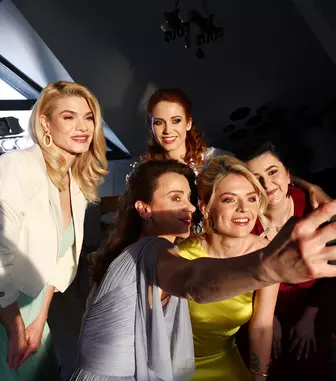 Când se termină sezonul trei al serialului „Iubire cu parfum de lavandă” de la Antena 1. Ultimul episod promite un deznodământ intens