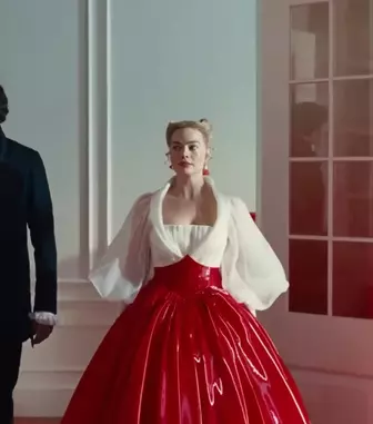 Margot Robbie și Jacob Elordi, o iubire care se transformă în obsesie: „E o ființă mitică și pasională” - „La răscruce de vânturi” ajunge în cinematografe