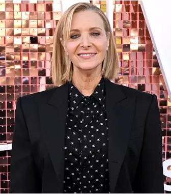 Lisa Kudrow, mărturisire neașteptată despre Friends: „Nimănui nu-i păsa de mine”! De ce a fost numită „al șaselea Prieten”