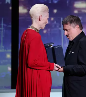 Cristian Mungiu, adevărul despre gestul viral cu Tilda Swinton: „N-am avut prezența de spirit acum 20 de ani” - Detalii incendiare la revenirea în România