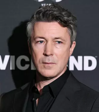 Aidan Gillen, celebrul Littlefinger din „Game of Thrones”, vine în România: Rolul neașteptat pe care îl va avea la Cluj