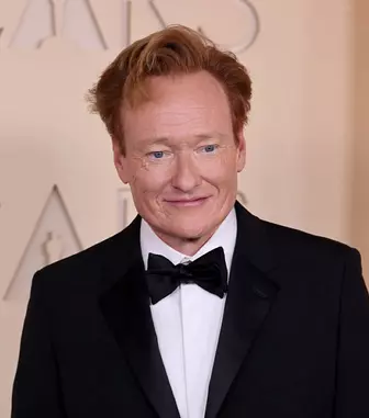 Lovitură pe scena de la Hollywood: Anunțul oficial despre prezentatorul galei Oscar 2027 și schimbarea istorică ce urmează