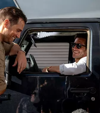 Noul film „Misiune la limită” de Guy Ritchie: Totul despre acțiunea cu Henry Cavill și Jake Gyllenhaal