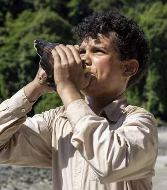Premieră absolută la HBO: Romanul „Împăratul muștelor”, transformat în serial! Ce vedem la TV între 18 și 24 mai
