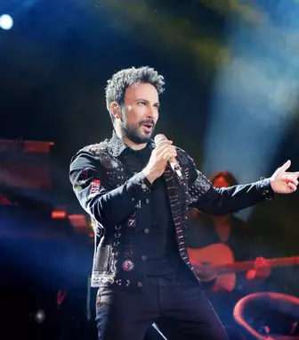 Tarkan, de nerecunoscut la 53 de ani! Detalii neștiute despre viața din prezent a artistului turc. Cine este femeia care l-a cucerit