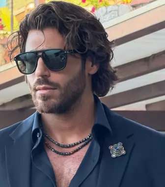 Can Yaman continuă războiul total! Noi atacuri dure din culisele „Vis de iubire”: „Nu ați valorat niciodată atât de mulți bani”