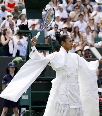 Naomi Osaka a uimit publicul la Wimbledon. Ținuta inspirată din „Kill Bill” care a făcut furori