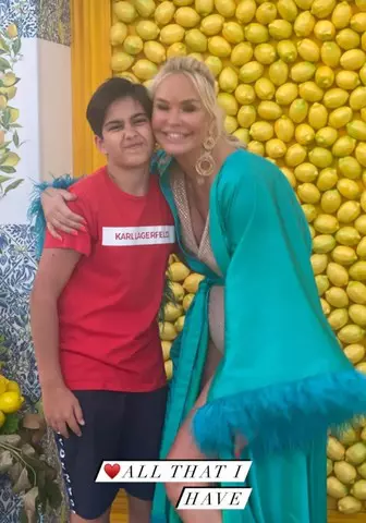 vica-blochina-edan-1.jpg4324-1