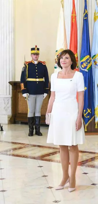 carmen-iohannis-5-1