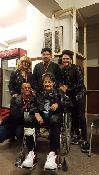 ultima-poza-a-lui-leo-iorga-alaturi-de-cei-doi-baieti-si-de-sotie