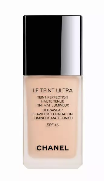 Fond de ten, Chanel, Le Teint Ultra, 266 lei